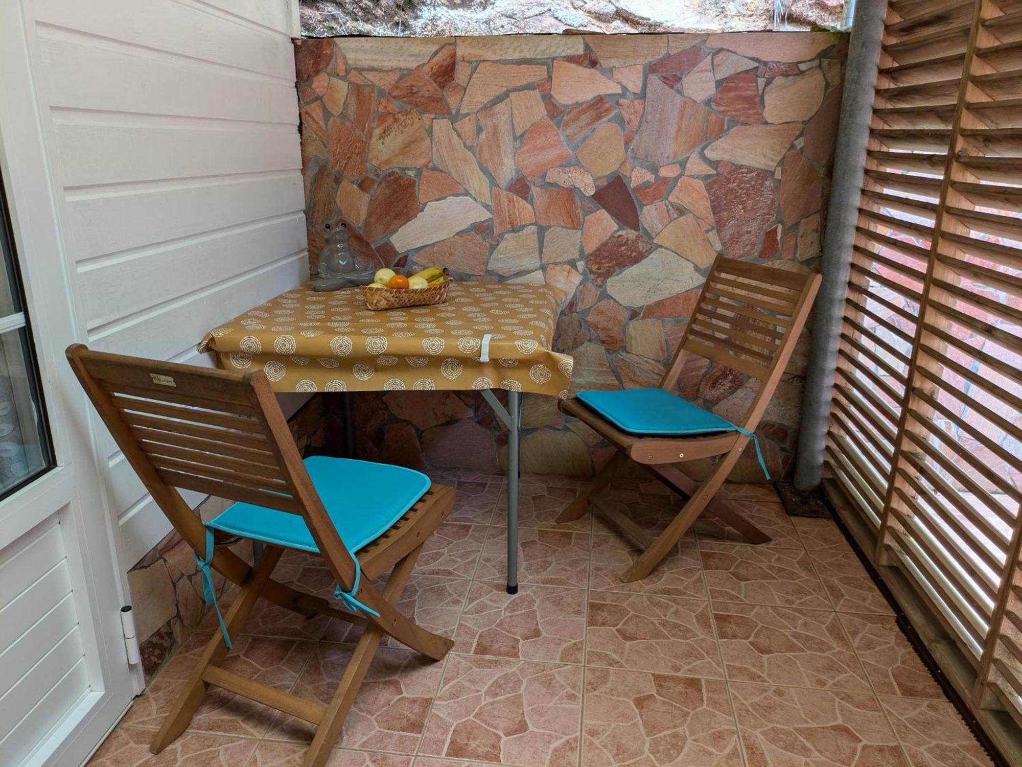 Le Marin - Bungalow Classe 3 Etoiles Tb Equipe & Confortable - Escapade En Couple - Paisible & En Toute Discretion - Wi-Fi - Climatisation - Calme & Serenite - Plages Du Sud, Centre De Carenage & Marina Du Marin Proche En Voiture - Acheminement Sur D Exterior foto