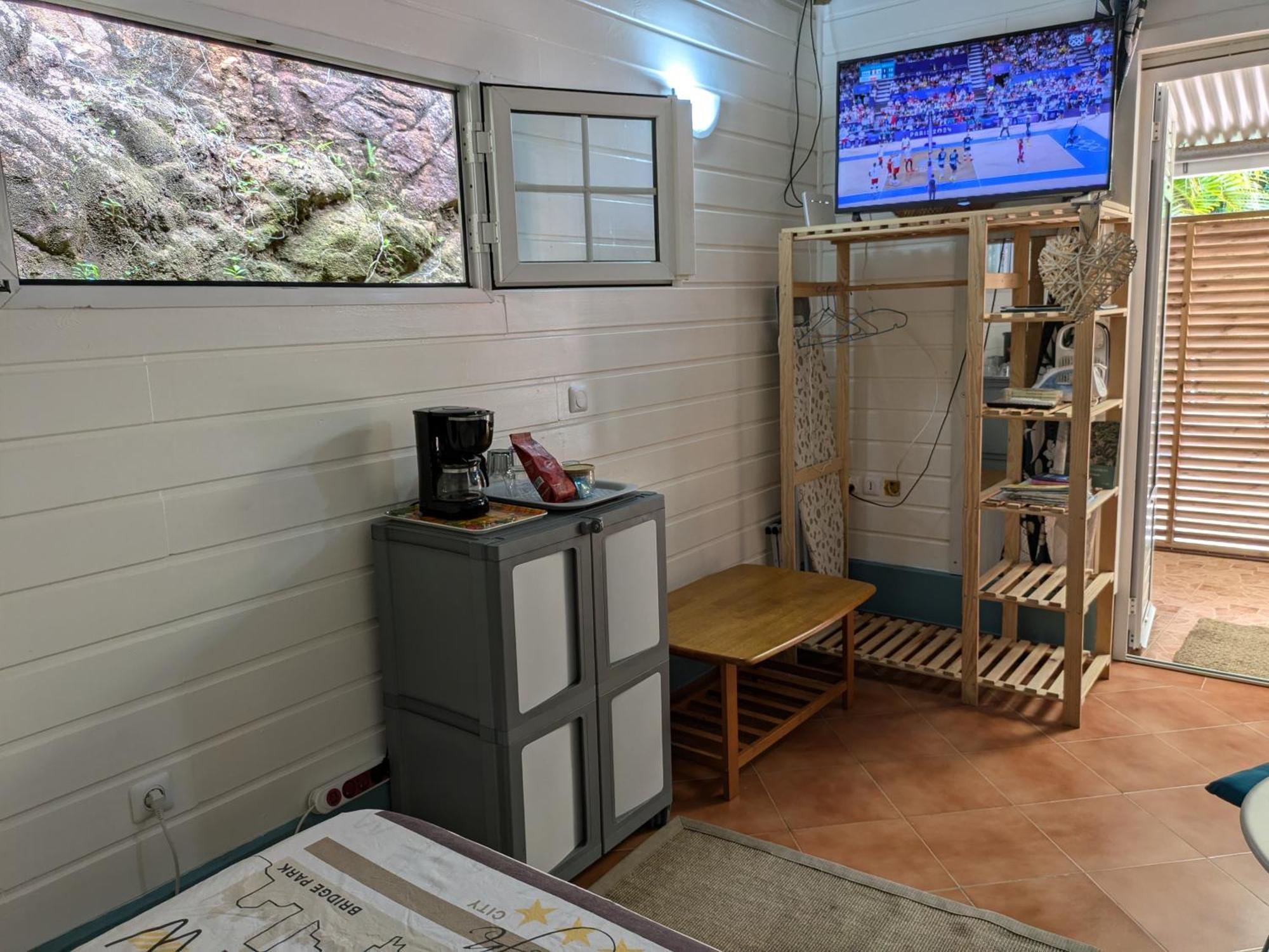 Le Marin - Bungalow Classe 3 Etoiles Tb Equipe & Confortable - Escapade En Couple - Paisible & En Toute Discretion - Wi-Fi - Climatisation - Calme & Serenite - Plages Du Sud, Centre De Carenage & Marina Du Marin Proche En Voiture - Acheminement Sur D Exterior foto